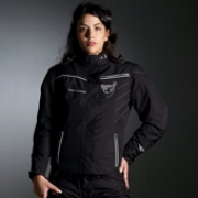   Ni Cordura dzseki